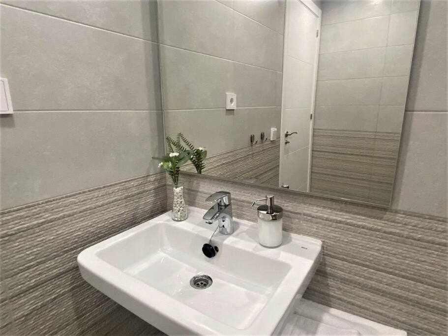 XV Apartamentos Morales & Arnal Estepona Exteriör bild